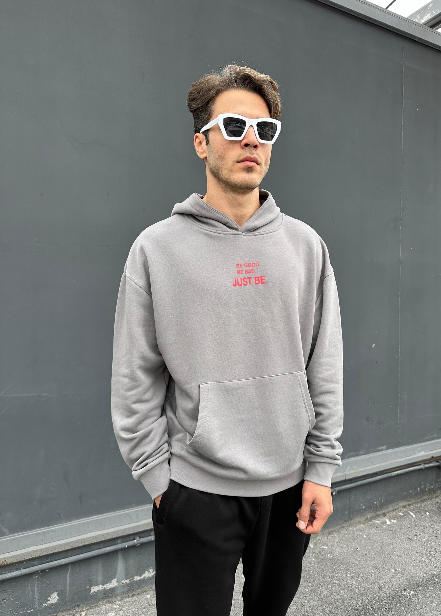 VIOCOSE Unisex Oversized Graphic Hoodie