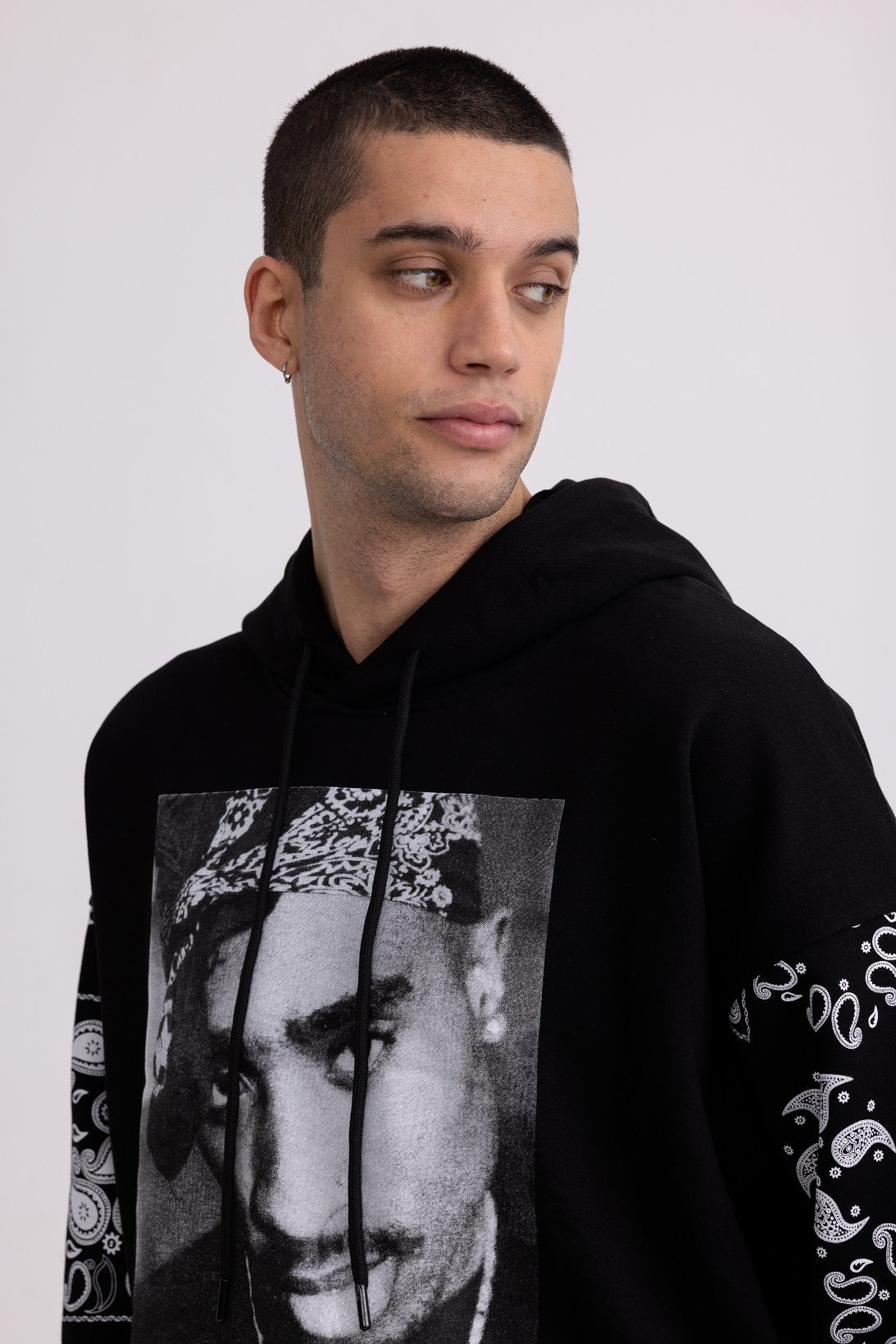 VIOCOSE Unisex Oversized Embroidery Hoodie